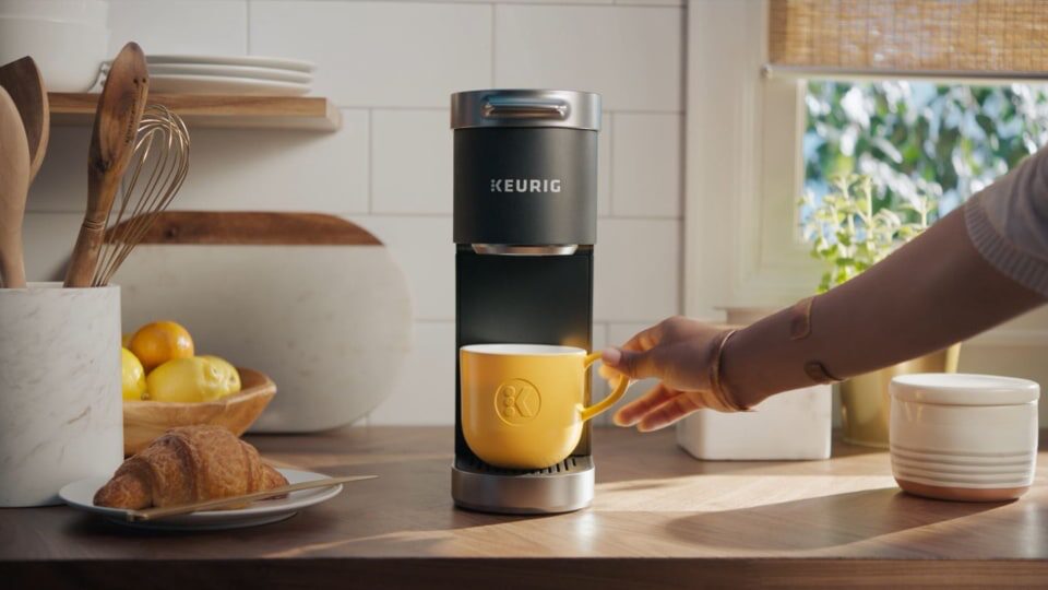Keurig K-Mini: Slim single-serve coffee maker designed for apartments and small kitchens