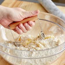 Stainless Steel Dough Blender Pastry Cutter with Wooden Handle